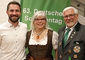 Olympiasieger Henri Junghänel mit Gudrun Ehmer und Jürgen Grenzer vom SV Lengfeld